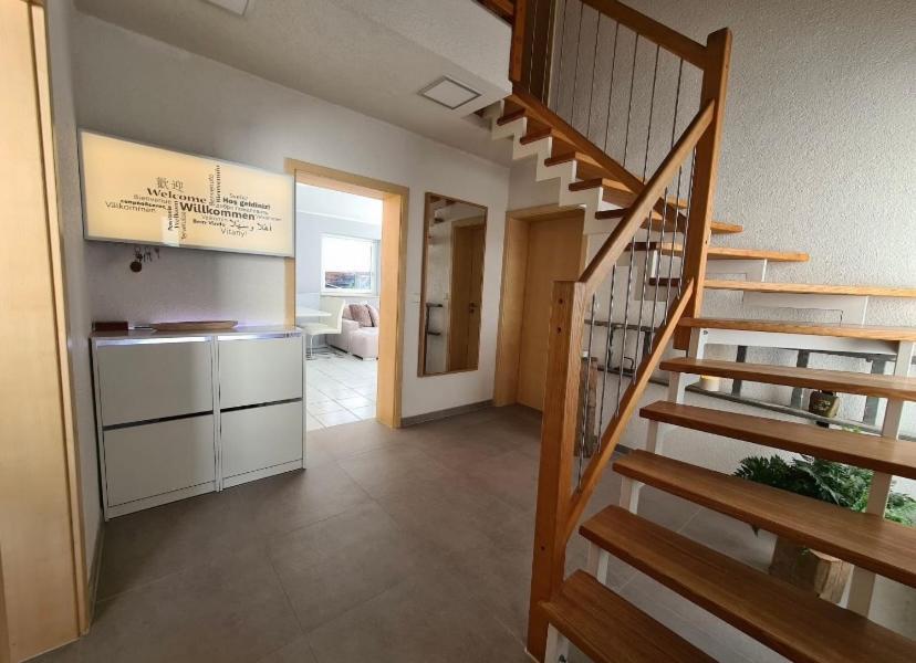 Апартаменти Schoenes Zimmer In Einfamilienhaus In Ruhiger Lage Обер-Рамштадт Екстер'єр фото